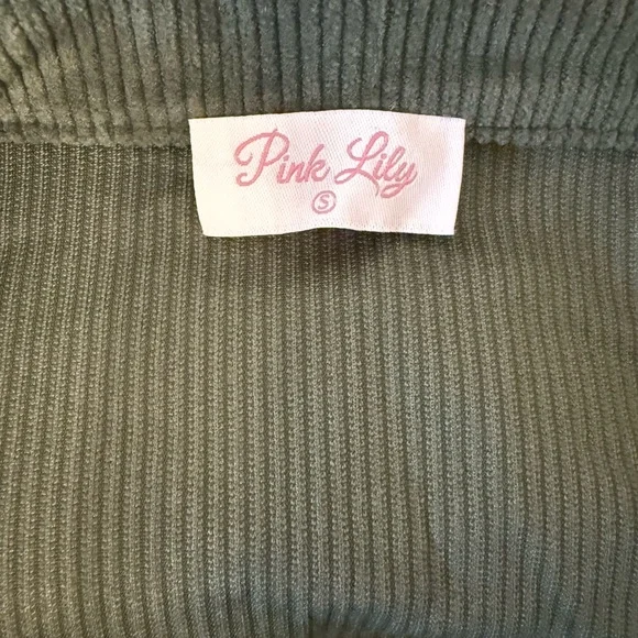 NWT! Green Corduroy Button-Up Dress with Belt - Picture 3 of 3